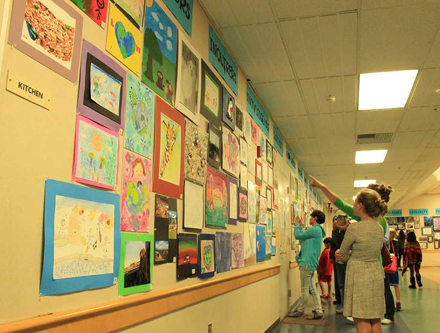Jefferson Elementary school held an art show this past Tuesday in their multi-purpose room. Students got to show off their artistic skill in front of whoever decided to drop by.